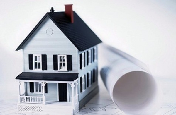 Макет дома и бумага